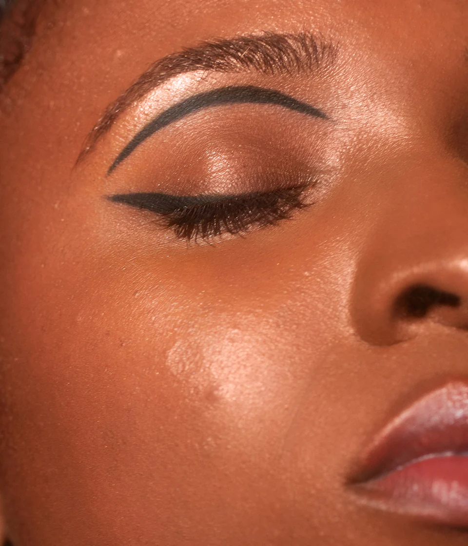 Underlined Kajal Eyeliner - Image 3